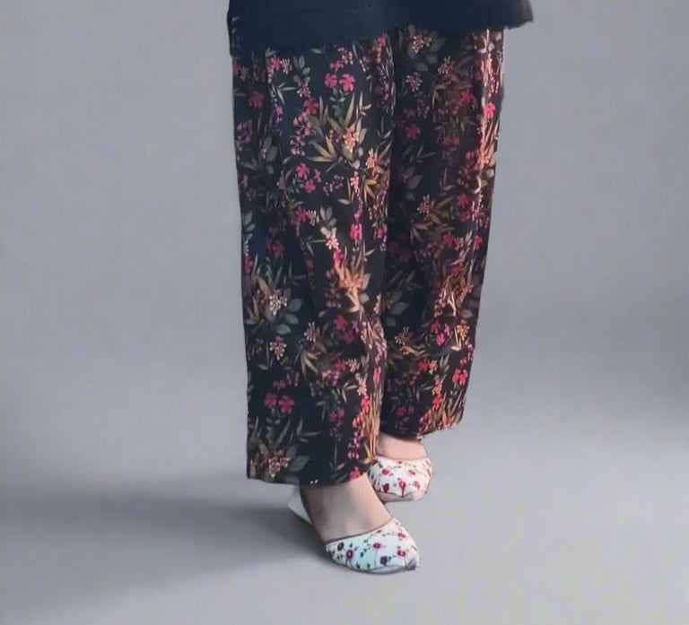 A 2pc Black Midnight Garden