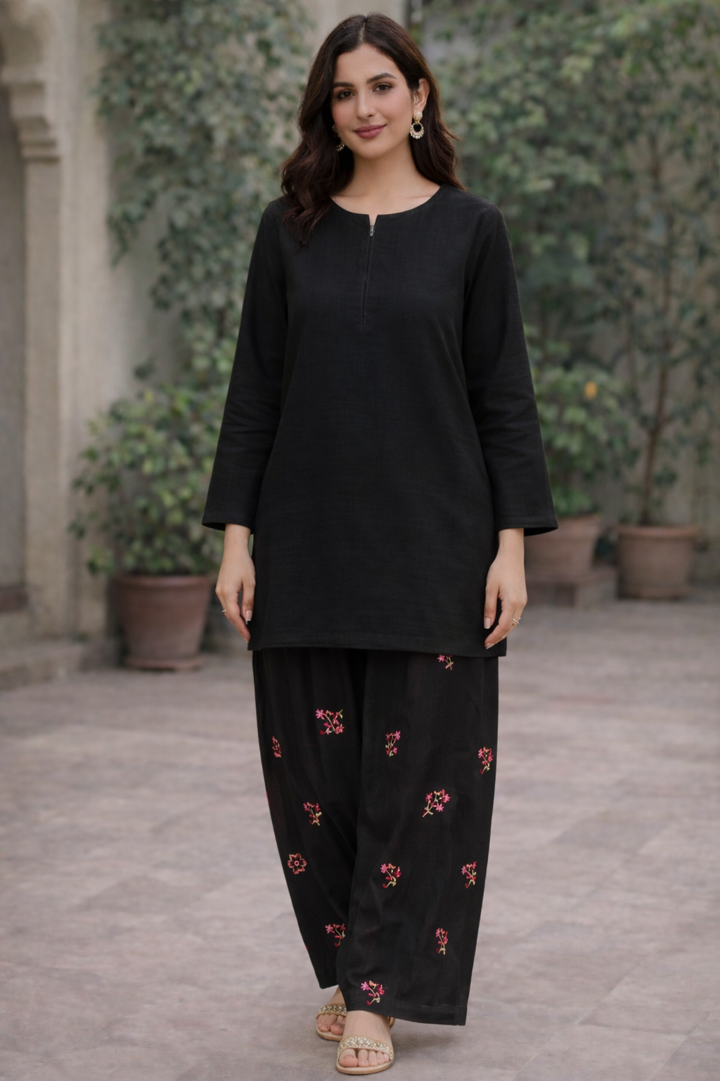 A 2pc Embroidered Black